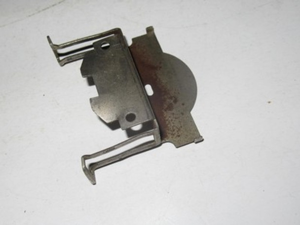 LIONEL PART - POST-WAR SCOUT LOCO FRONT TRUCK BRACKET - GOOD - M63|297405669088