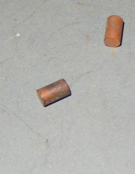 LIONEL PART -2 SHORT CARBON ENGINE BRUSHES  - NEW- H46D|297438743293