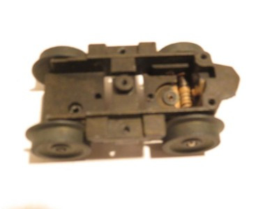 LIONEL TRAINS POST-WAR PART- DIESEL TRUCK WITH GEAR AND PIN- LN - SR159|357059844107