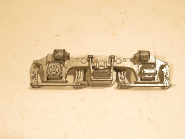 LIONEL PART - POST-WAR DIESEL SILVER FLANGE W/HOLE - ORIGINAL- GOOD- M59|396720387587