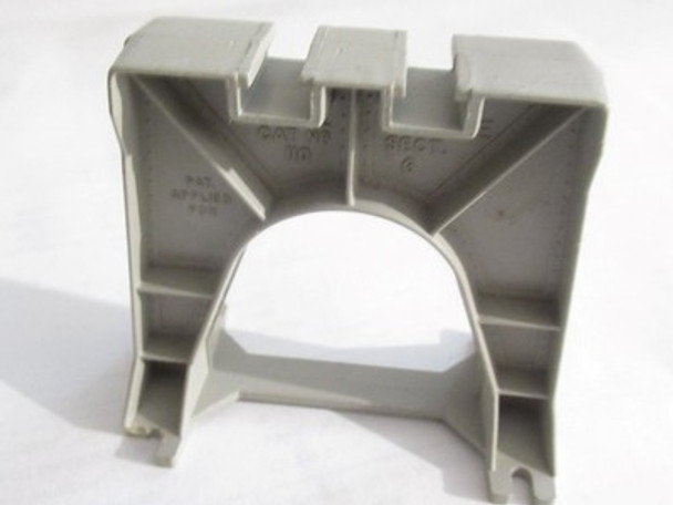 LIONEL POST-WAR GRADUATED GREY TRESTLE SECTION 'G ' -  GOOD- M20|357175966846