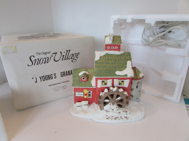 Dept 56 51497 J. Young's Granary Snow Village Lighted Building w/cord D10|357458411008