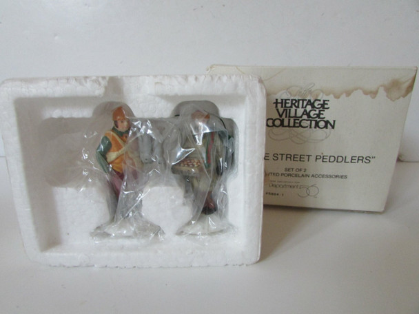 DEPT 56 58041 VILLAGE STREET PEDDLERS 2 HERITAGE VILLAGE ACCESSORY FIGURINE L151|396960695150