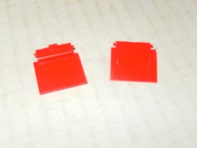 LIONEL PART -6446-53 - RED HOPPER LATCHES (2)- ORIGINAL - NEW- SR32