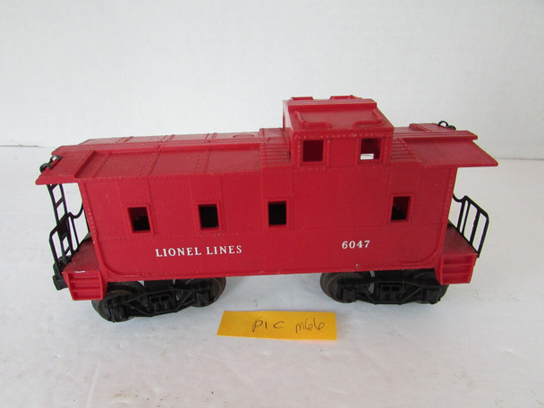 Lionel 6047 Lionel Lines Red Caboose no box  w/ladders  Used M66