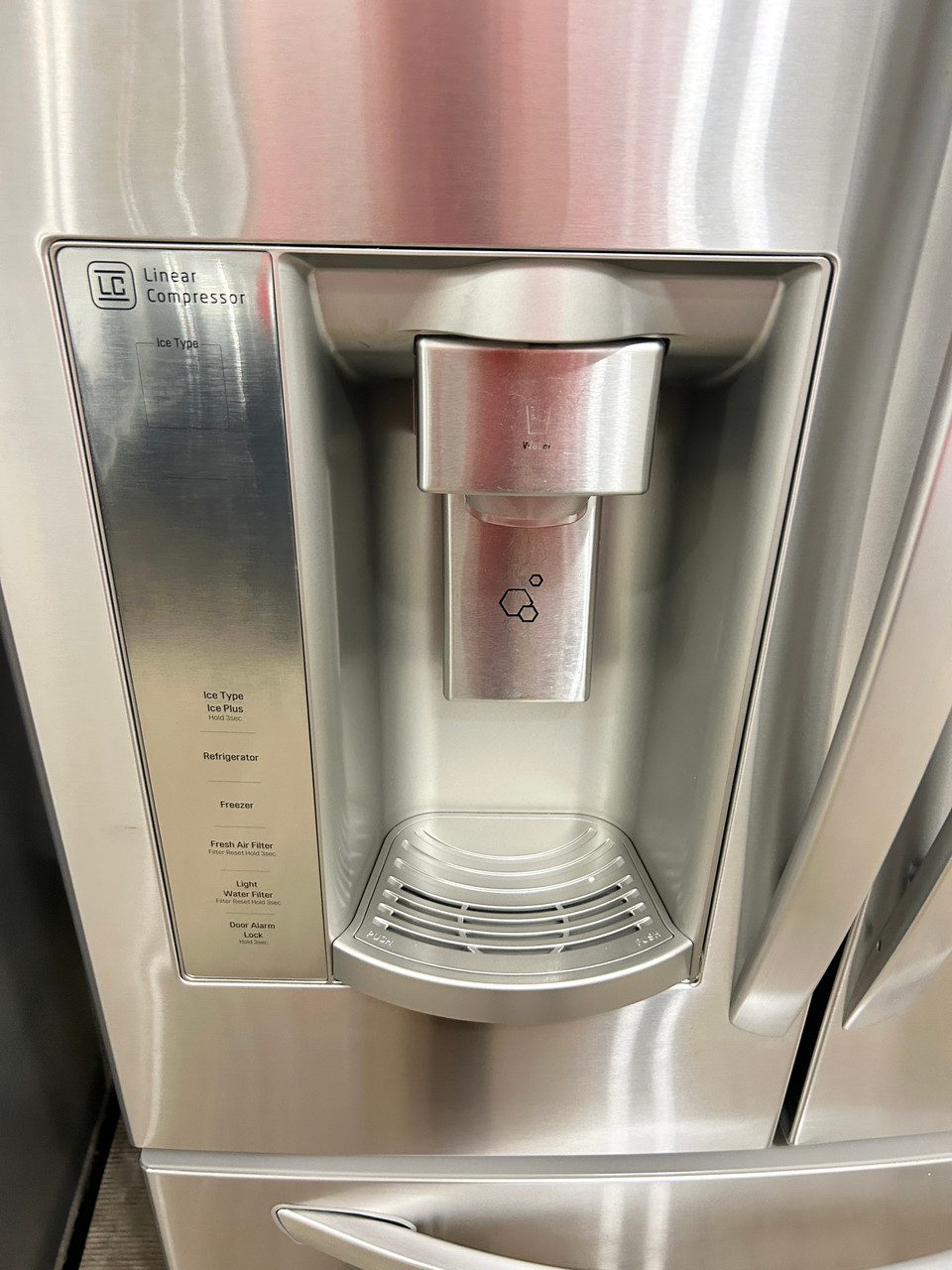 LG 33" Wide Stainless Steel Fridge with Water and Ice Maker, Free 60