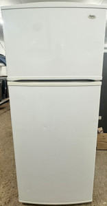 Inglis 28" Wide White Fridge, Free 60 Day Warranty
