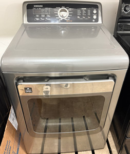 Samsung 27" Wide Grey Steam Dryer, Free 60 Day Warranty