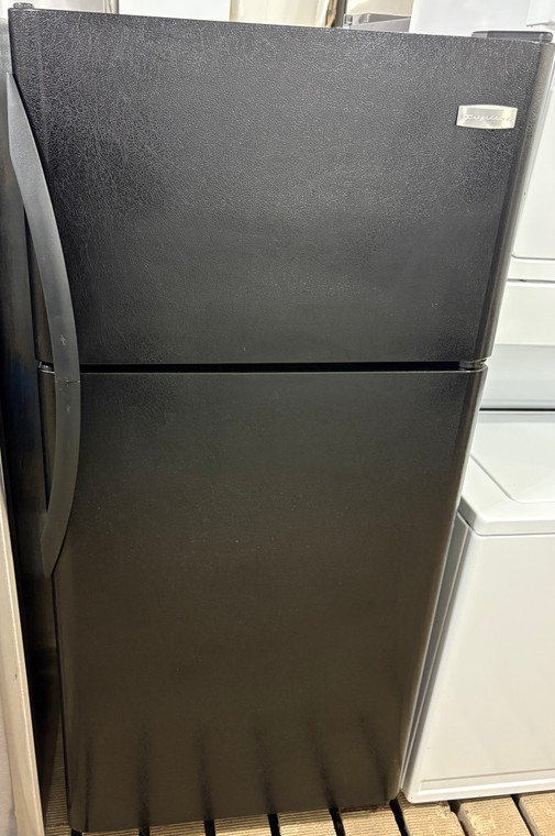 Frigidaire 30" Wide Black Fridge, Free 60 Day Warranty