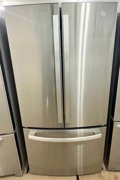 GE 33" Wide Stainless Steel Counter Depth French Door Fridge with Water and Ice Maker, Free 60 Day Warranty.