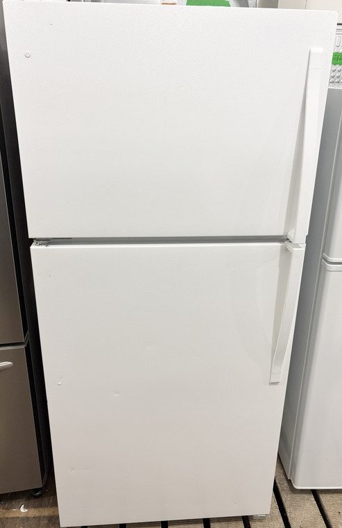 Whirlpool 30" Wide White Fridge, Free 60 Day Warranty 2