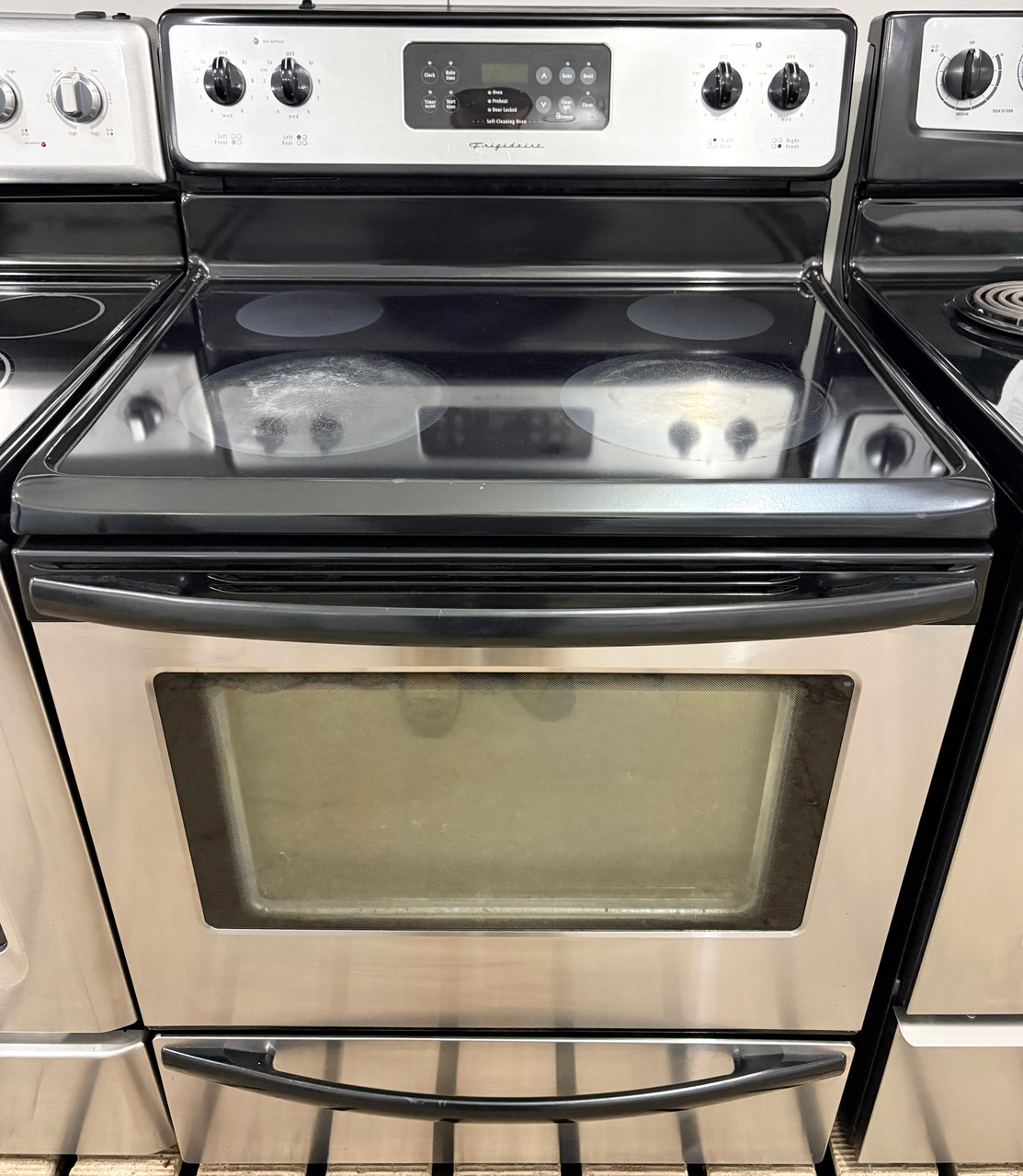 Frigidaire 30" Wide Stainless Steel Glass Top Stove, Free 60 Day Warranty