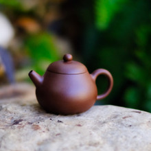 陶芸　茶盆 Medium Siting Yixing Teapot | West China Tea