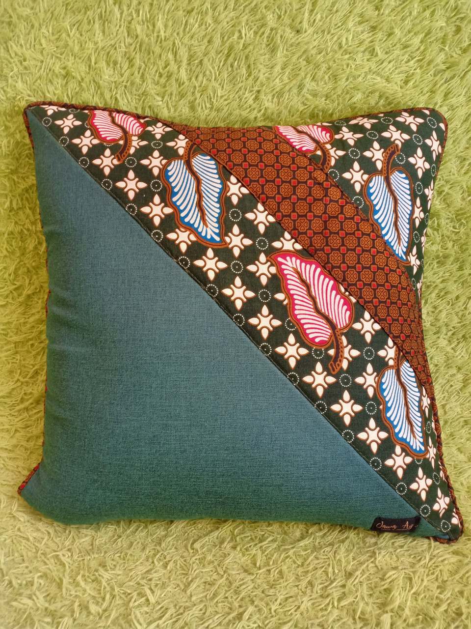 Jawa Ayu Sarung Bantal Batik - Pillow Cover BTKC101