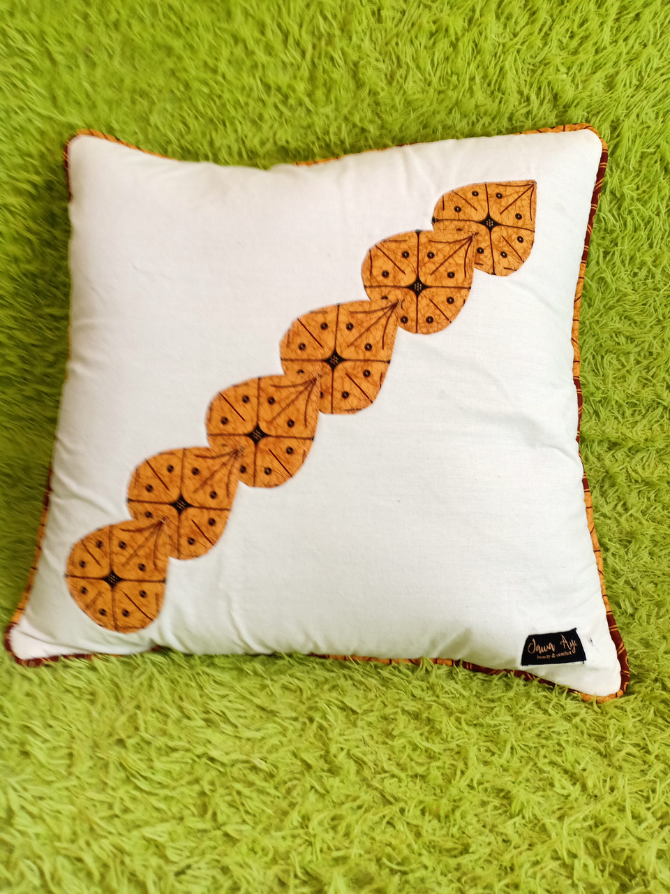 Jawa Ayu Sarung Bantal Batik - Pillow Cover POT107