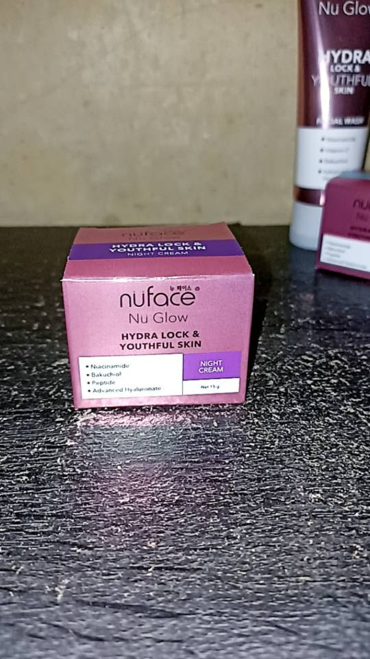 Nuface Nu Glow Hydralock & Youthful Night Cream, 15 gr - Javanese