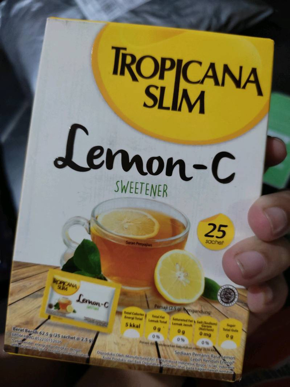 Tropicana Slim Lemon C, 62.5 grams ( 25ct @ 2.5gr)