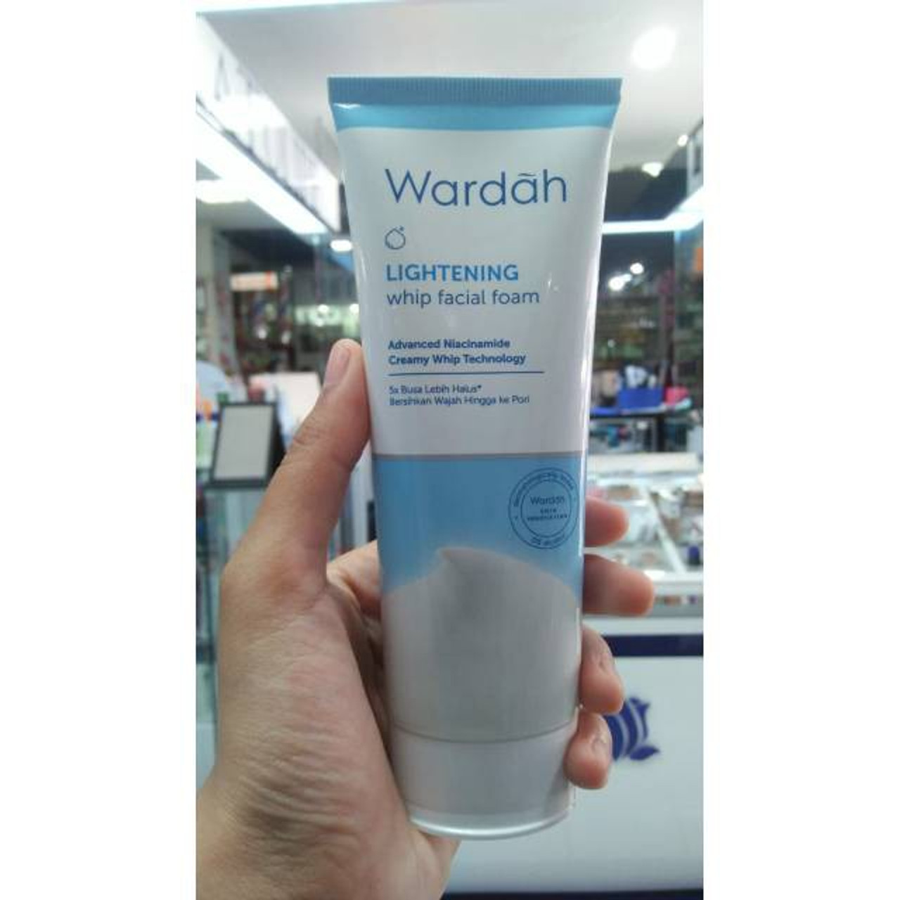 Wardah Lightening Whip Facial Foam, 100ml