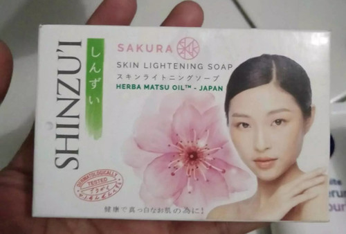 Shinzui Skin Lightening Bar Soap sakura 80g