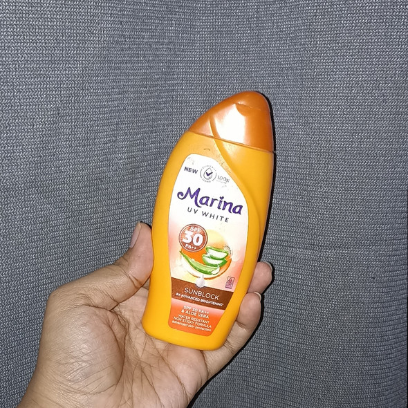 Marina UV White Sunblock SPF 30 PA++, 85 ml