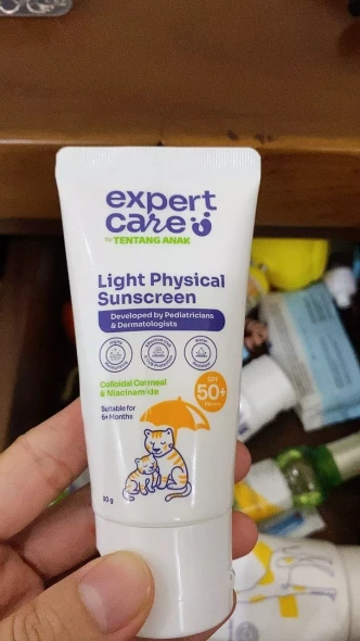 Expert Care Light Physical Sunscreen for Kids & Babies SPF 50+ PA++++, 30gr