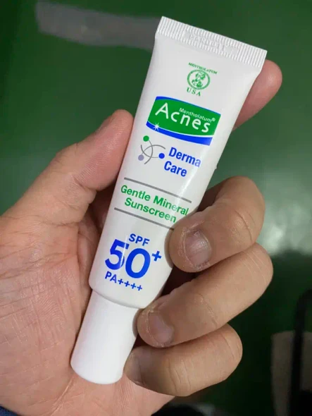 Acnes Derma Care Gentle Mineral Sunscreen SPF 50+ PA+++, 30gr