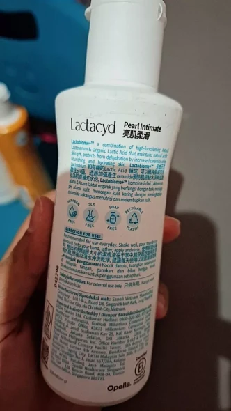 Lactacyd Feminine Wash Pearl Intimate Advanced Care, 150ml