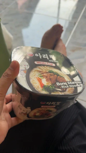 Arirang Meals Cup Bone Marrow Rice Noodles, 85gr