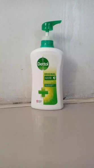 Dettol Sabun Mandi Cair Anti Bakteri Original, 500ml