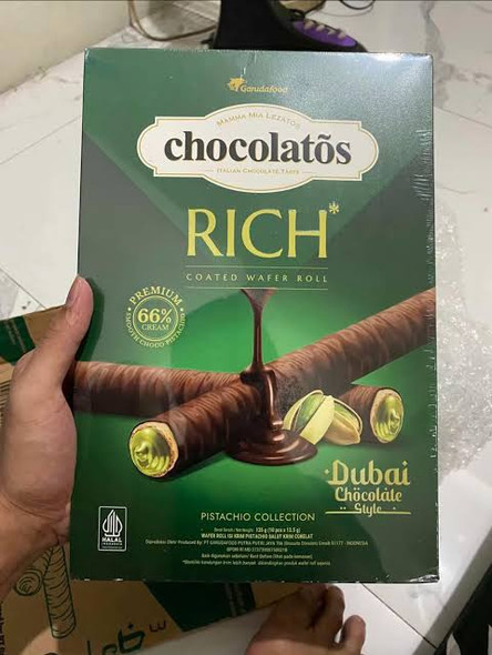 Chocolatos Coated Wafer Roll Rich Dubai Chocolate, 135gr