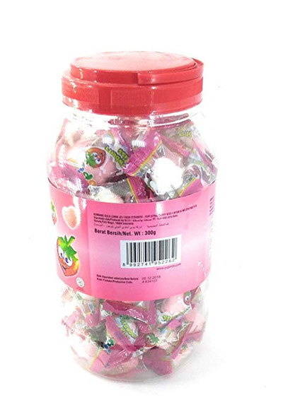 Yupi Gummy Candy Strawberry Kiss, 300 Gram / 10 Oz