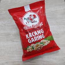 Dua Kelinci Roasted Peanuts, 180 Gram