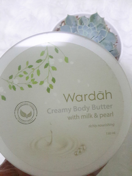 Wardah Creamy Body Butter with Milk and Pearl, 150ml