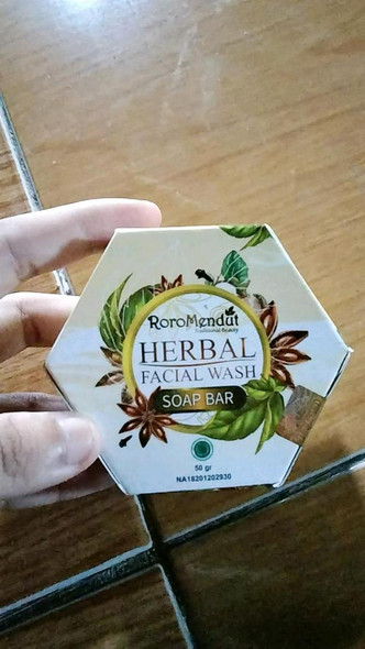 Roro Mendut Herbal Facial Wash Soap Bar, 50gram