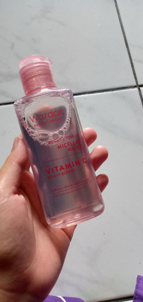 Wardah Perfect Bright Tone Up Micellar Water, 100ml