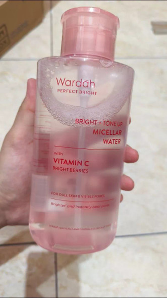 Wardah Perfect Bright Tone Up Micellar Water, 400ml