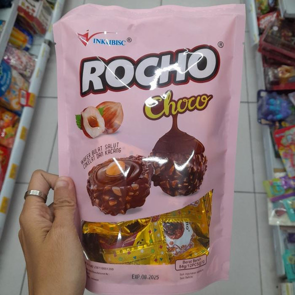 Rocho Wafer Chocolate Kacang, 84gr (12ct @7gr) Rocho Wafer Chocolate Kacang, 84gr (12ct @7gr)
