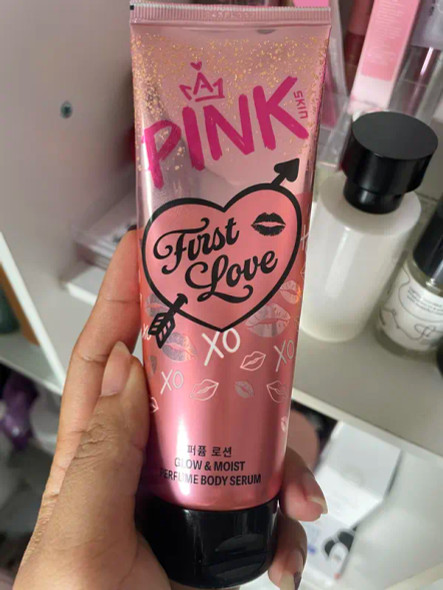 Pink Skin First Love Glow & Moist Perfume Body Serum, 70ml