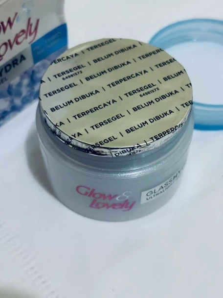 Glow & Lovely Glasshydra Ultralight Gel Cream, 30gr