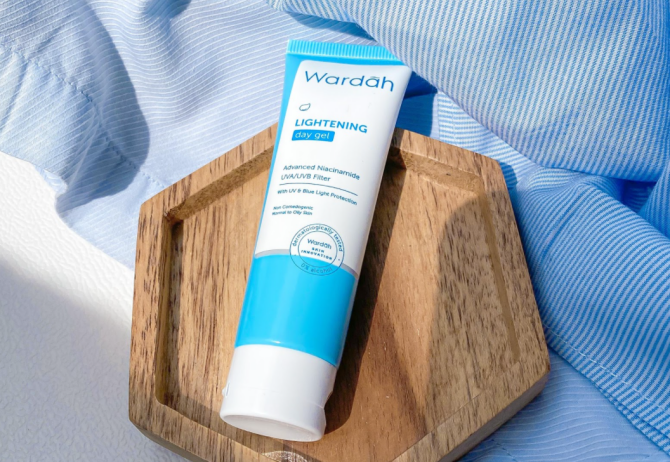 Wardah Lightening Day Gel 20 Ml - UD Jawa Berkah Makmur