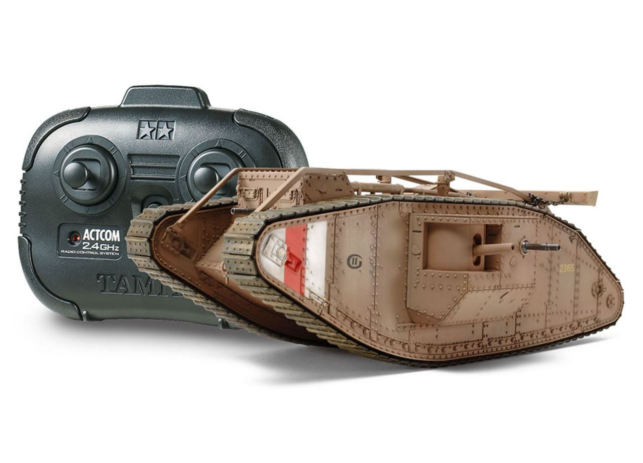 Tamiya 48214 1/35 WWI British Tank Mk.IV Male RC Model Kit