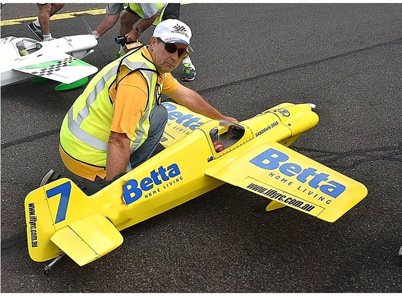Seagull Models SEA164Y Cassutt 3M F1 Air Racer 50-60cc ARF Yellow