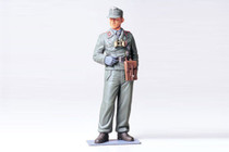 Tamiya 36301 1/16 Wehrmacht Tank Crewman