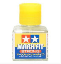 Tamiya 87135 Mark Fit Strong Decal Solution 40ml