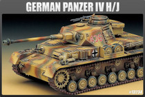 Academy 1/35 German Panzer IV H Plastic Model Military kitset