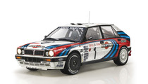 Italeri 1/12 Lancia Delta HF Integrale 16V Model Kit