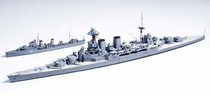Tamiya 1/700 Hood Battle Cruiser & E Class Destroyer