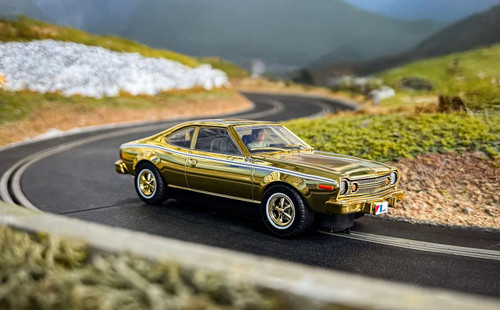 Scalextric C4551A 007 James Bond AMC Hornet -TMWTGG - Anniversary Gold Edition