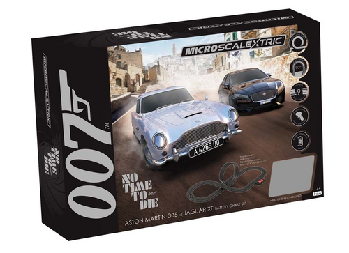 Scalextric G1161 Micro Scalextric James Bond 007 Set Battery Powered Set