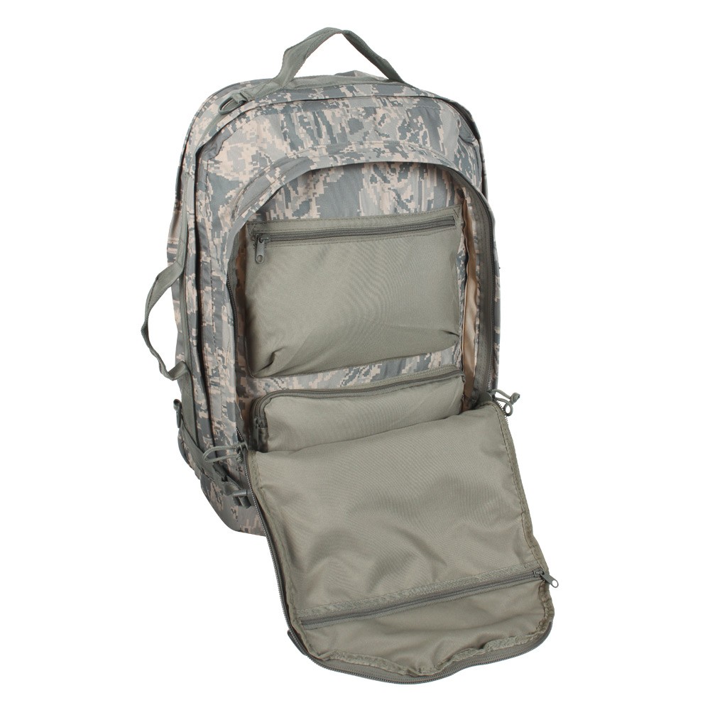 Inner pockets of SOC Gear Bugout Bag